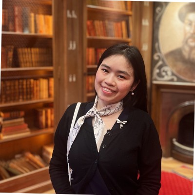 Huong Linh Phung.jpg