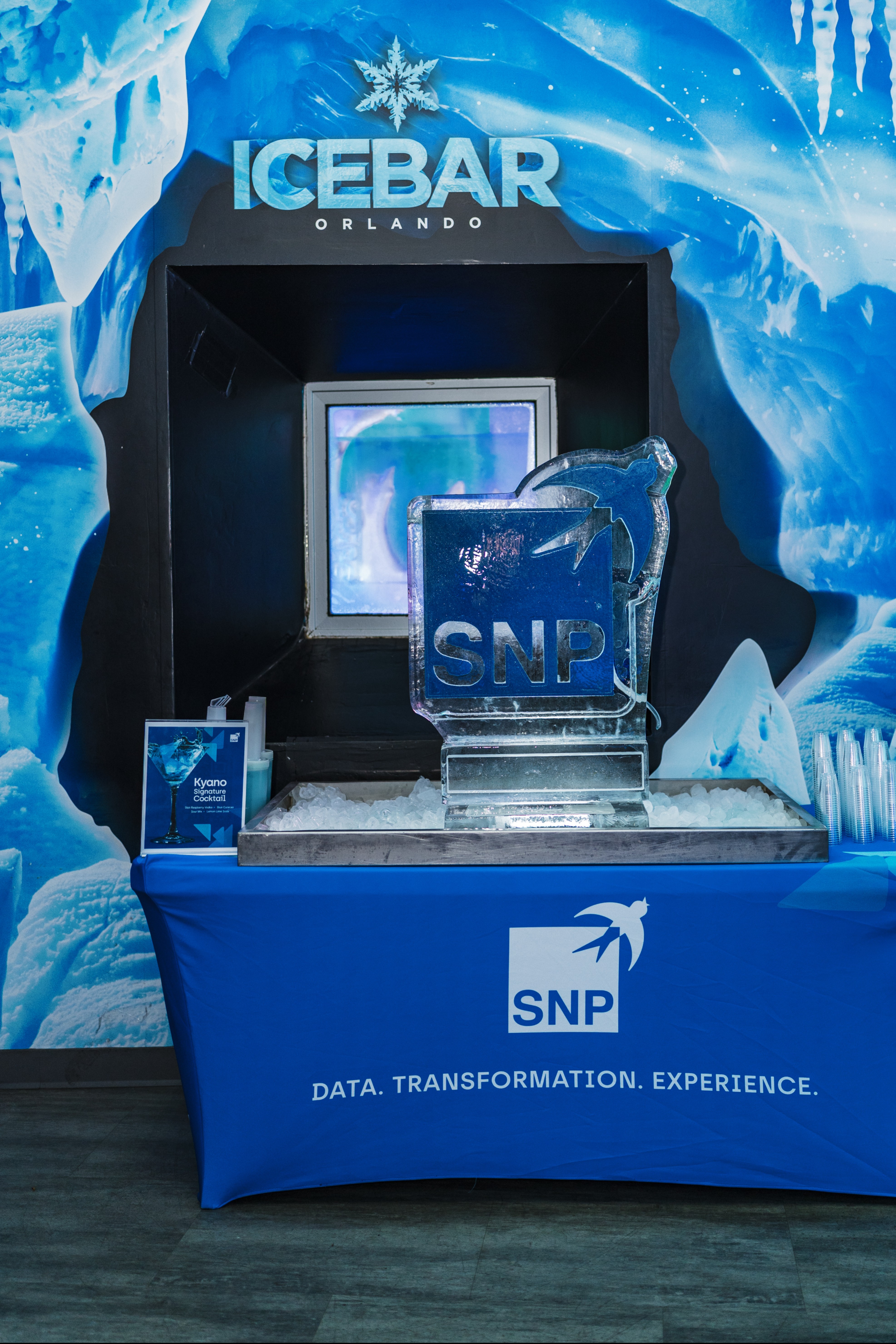 ICEBAR full booth